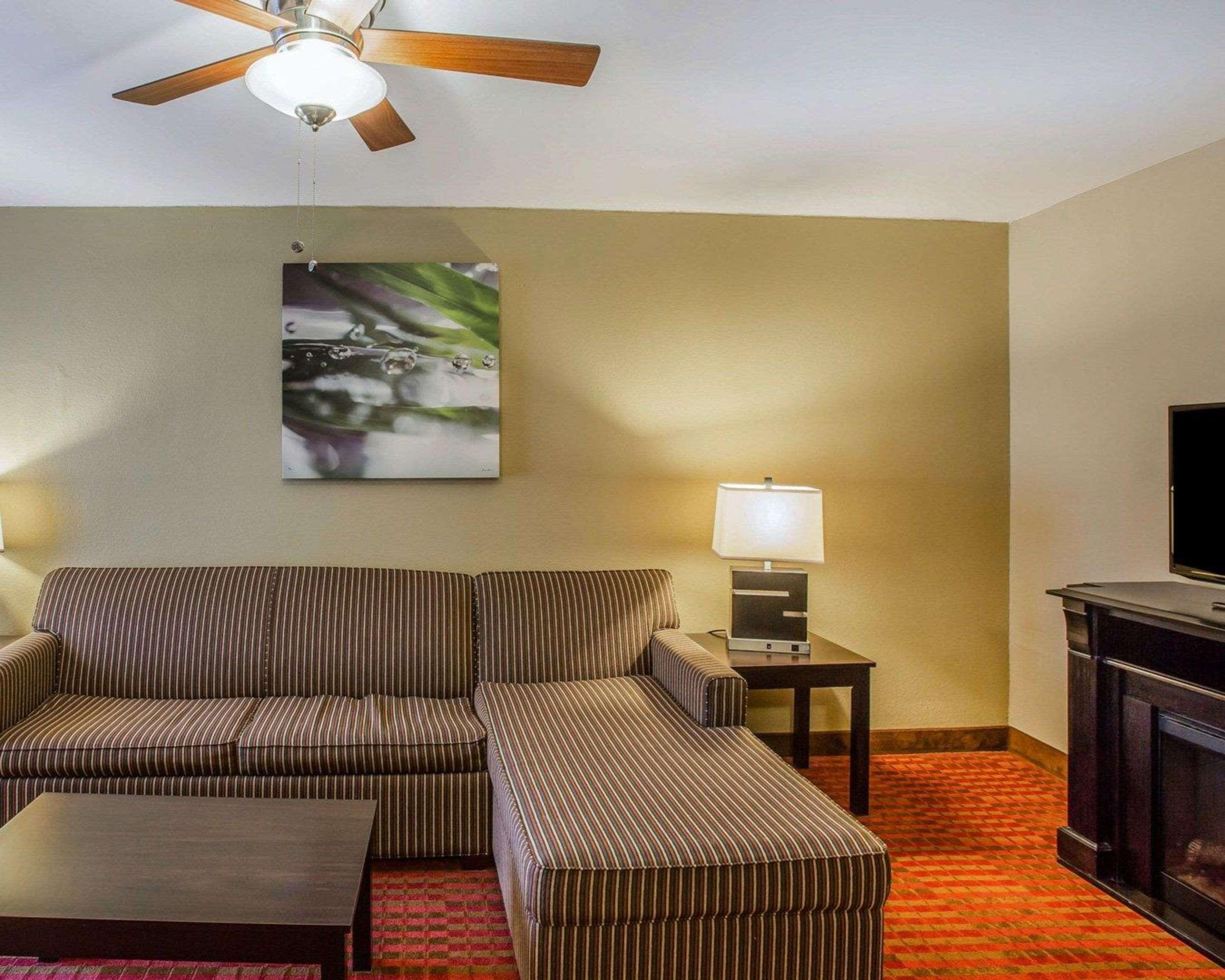 Quality Suites Nashville Airport Eksteriør bilde