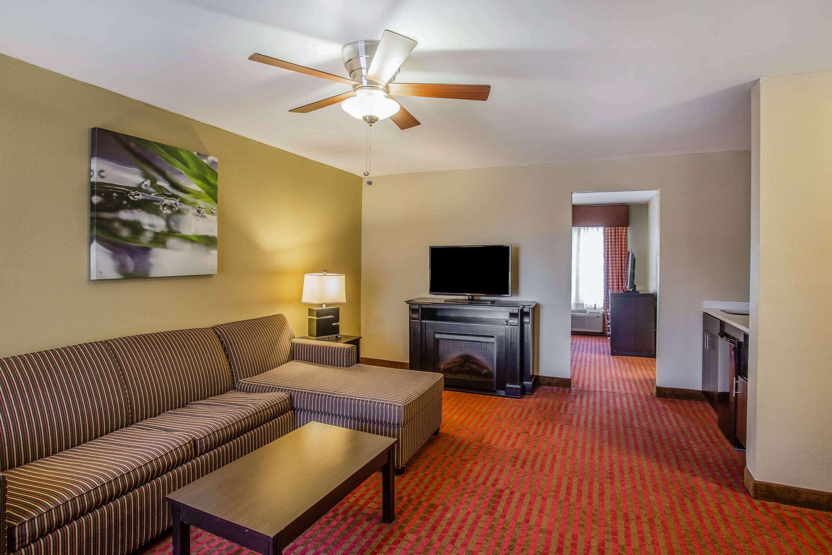 Quality Suites Nashville Airport Eksteriør bilde